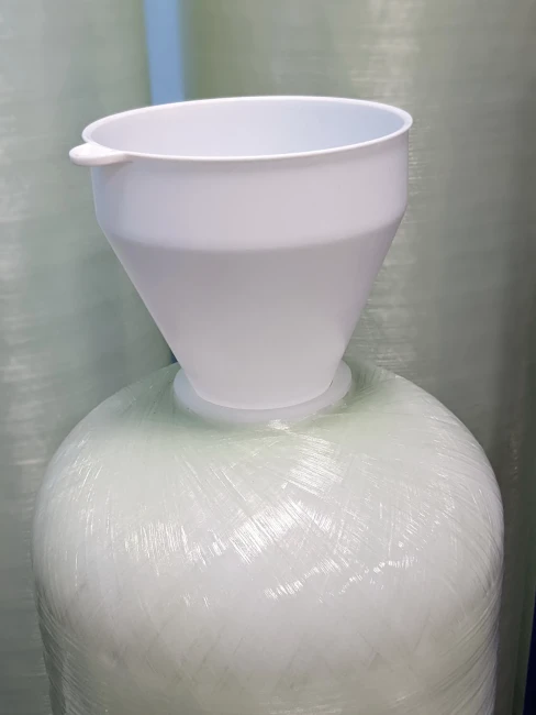 Воронка для загрузки наполнителя в корпус 2,5" (воронка-лейка) Runxin Воронка для загрузки наполнителя в корпус 2,5" (воронка-лейка) Runxin